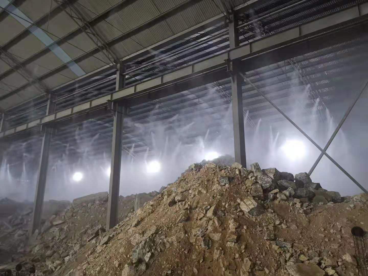 降尘降温造雾