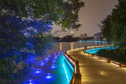 湖面景观